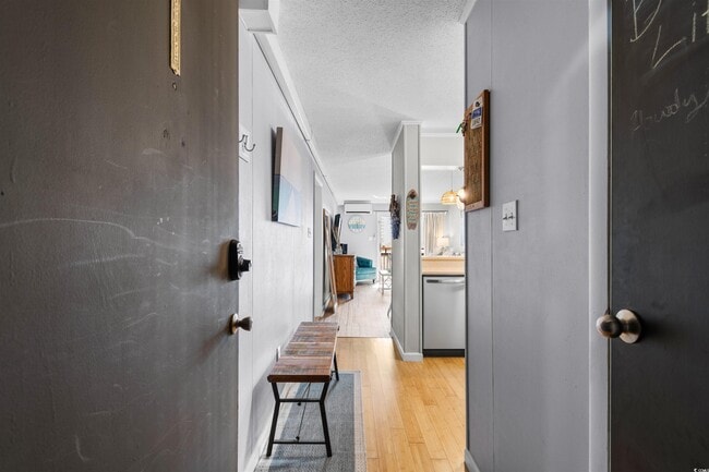 Photo - 9501 Shore Dr