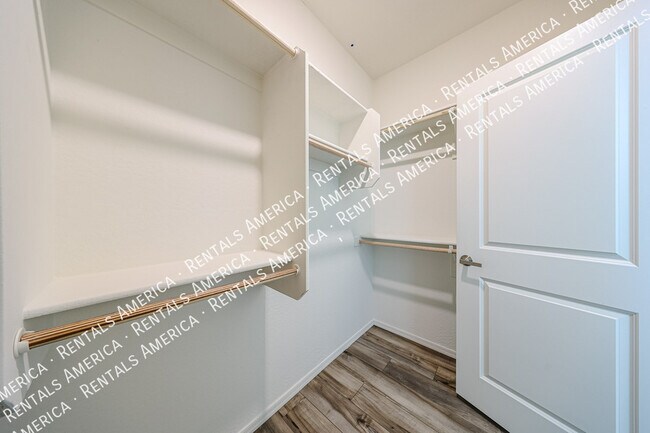 Photo - 18063 W Soft Wind Dr