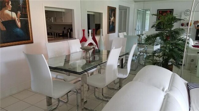 Photo - 605 Oaks Dr Unidad 101 Rental