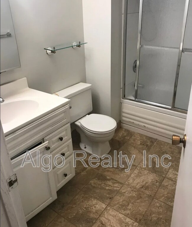 Photo - 15598 Garfield Cir