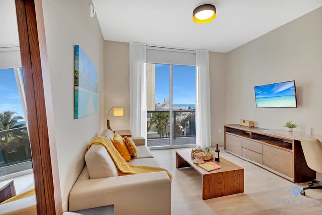 Photo - 777 N Ocean Dr Unidad ID1227298P