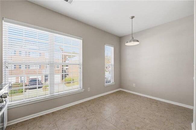 Photo - 3294 Mill Springs Cir NE