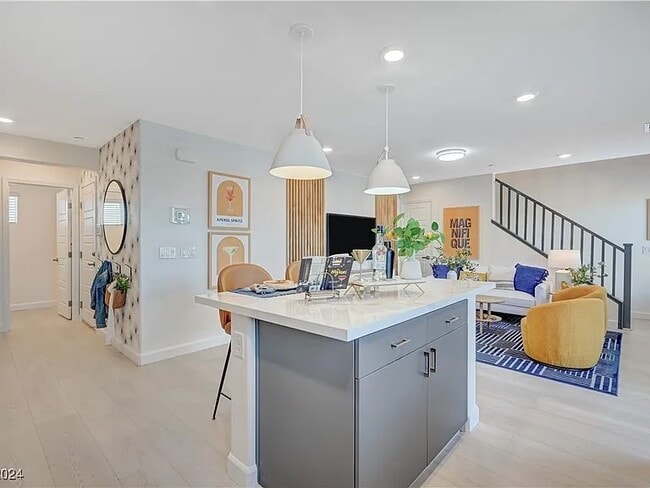 Photo - 915 Cadence Vw Wy