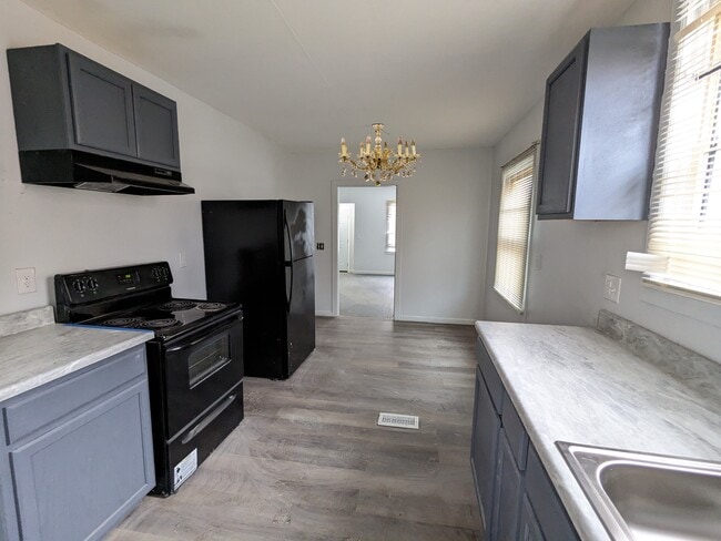 Photo - 14751 Glenfield Ave