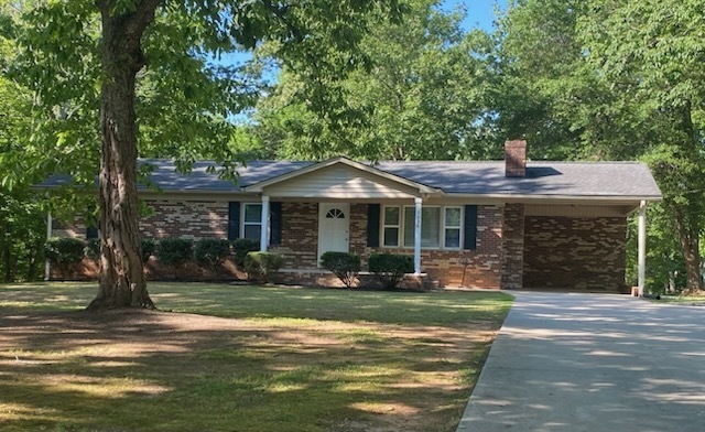 Three bed, Two bath home - Three bed, Two bath home
