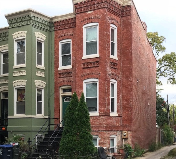 Photo - 710 7th St NE