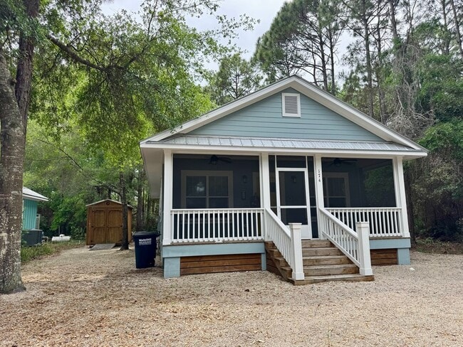 Photo - 174 Sawyer Ln