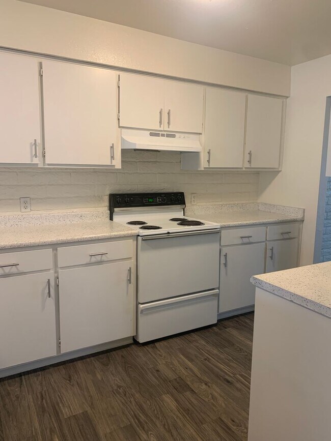 Photo - 9009 E Broadway Blvd Unit 605