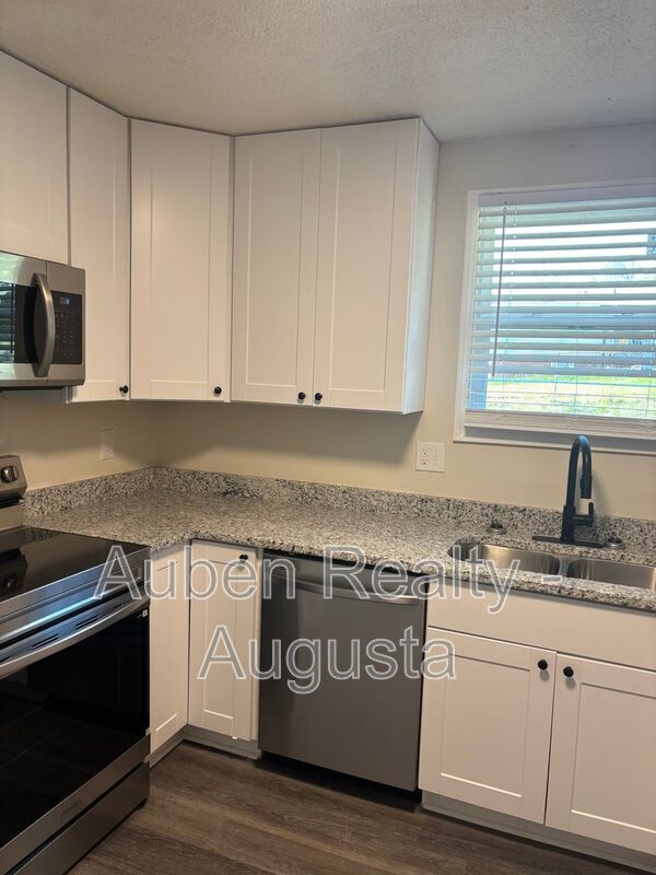 Photo - 3515 Biltmore Pl