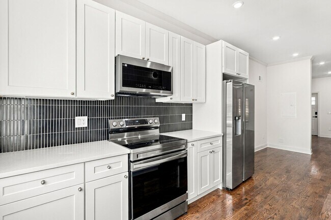 2436 N 33rd St Unit A
