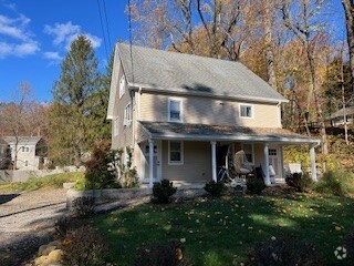 Building Photo - 1 Woodland Rd Rental