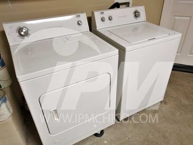 Building Photo - 583 Morgan Dr Unit 583 Morgan Drive # 2