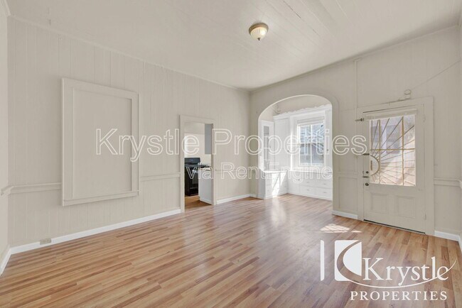 Building Photo - 1128 Marin St Rental