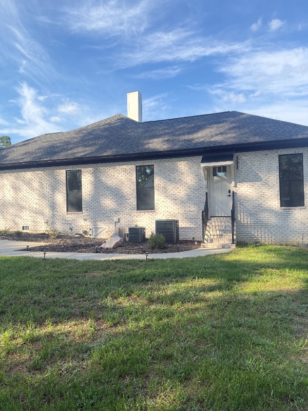 Photo - 4423 Weddington Matthews Rd