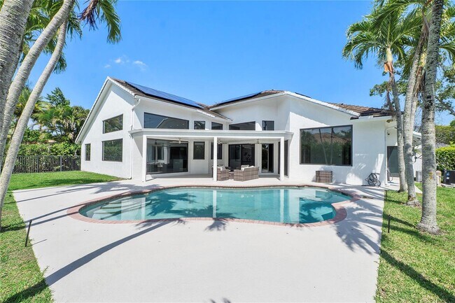 Photo - 410 Sabal Way