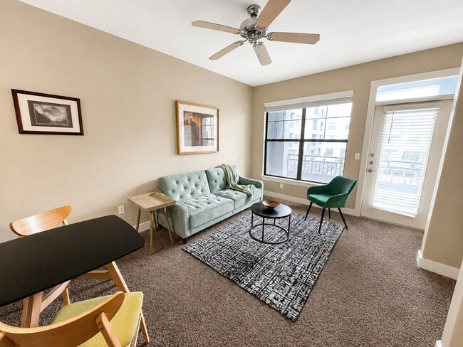 Photo - 75 Riverfront Dr Unidad SI ID1534511P