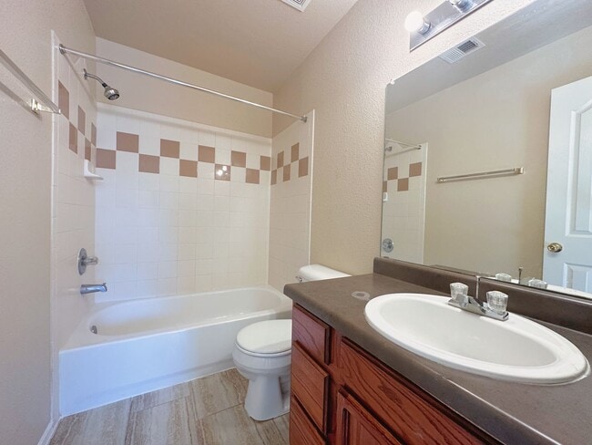 Photo - Eastside 3 Bedroom 2 Bath