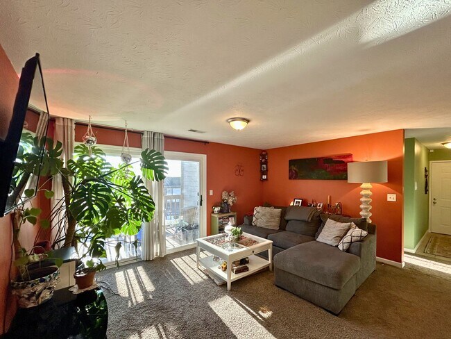 Photo - 8831 Eagleview Dr Unidad Apt 7