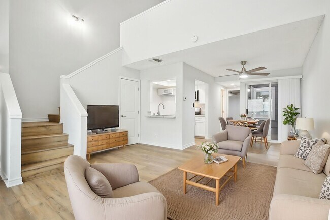 Photo - 129 S Olive St