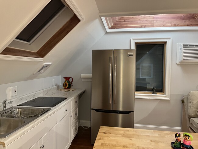 Photo - 8 Bunting Ln Unidad Yolanda Giraldo