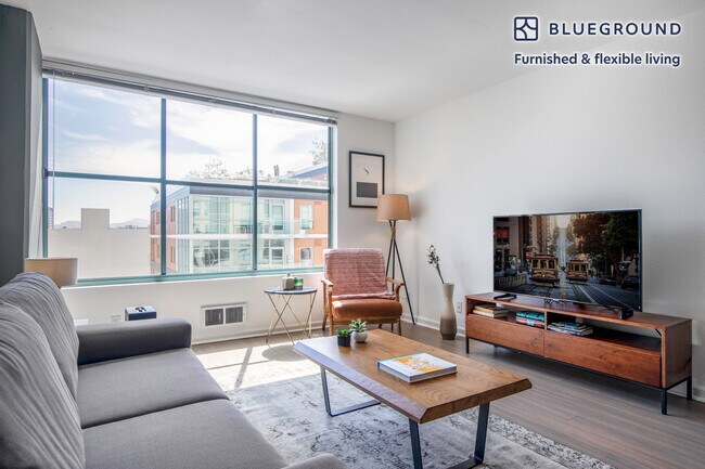 Photo - 2 Townsend St Unit FL8-ID136