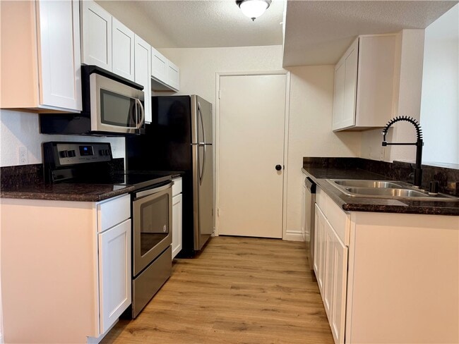 Photo - 230 Mission Catalina Ln Unit 206