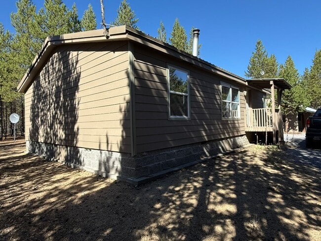 Photo - Peaceful 2-Bedroom with Den Home on Over a...
