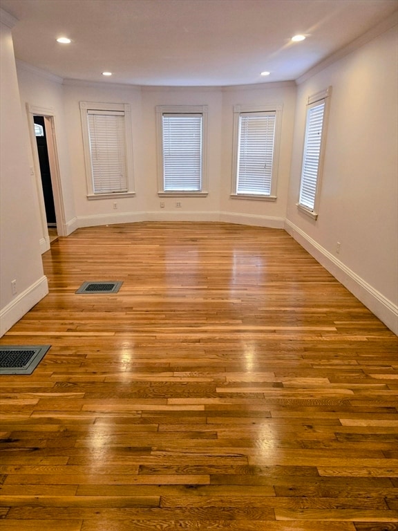 Building Photo - 23 Benner Ave Unit #1