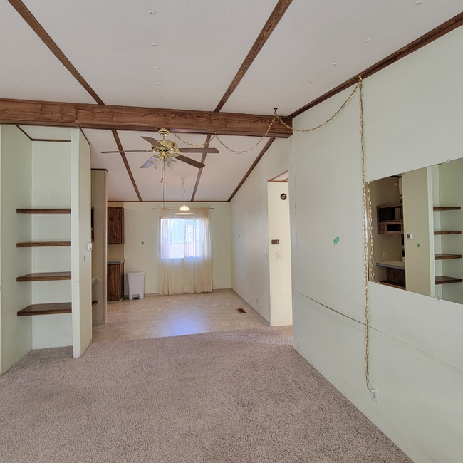 Photo - 377 Virgia Ln