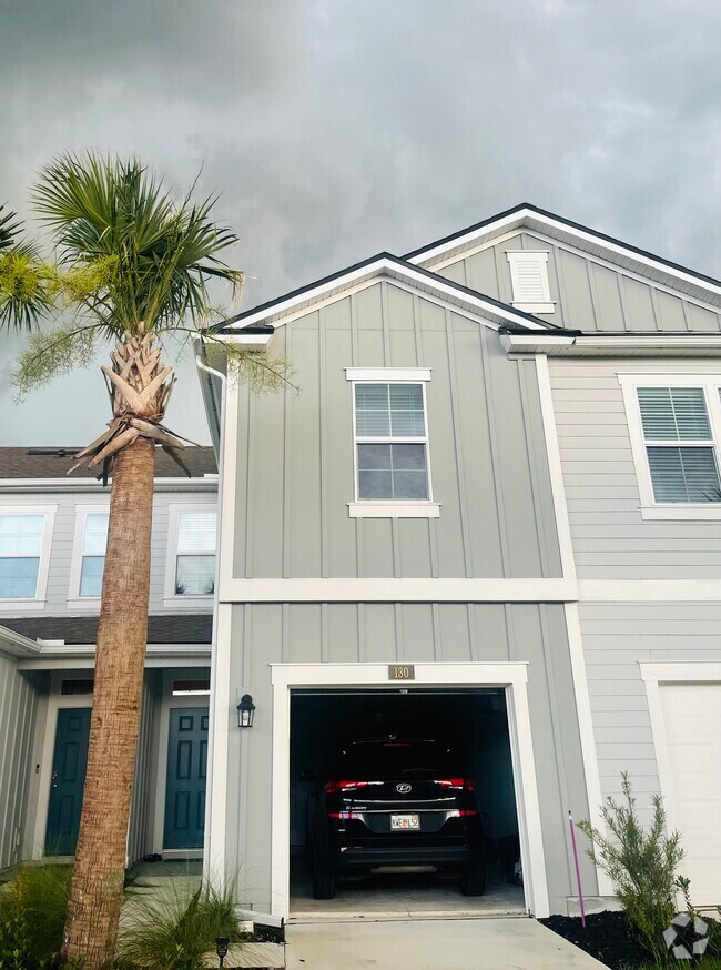 Building Photo - 130 Pasadena Dr Rental