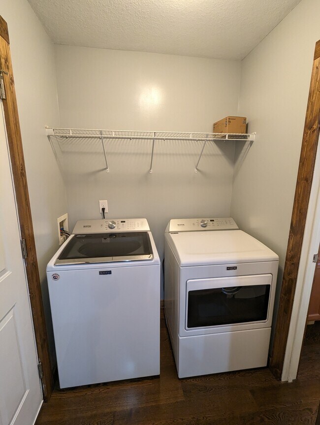 Washer/Dryer - 71 Sunny Meadows Blvd