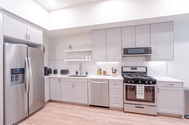 Photo - 2876 W 53rd Ave