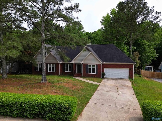 Photo - 192 Rosecliff Dr