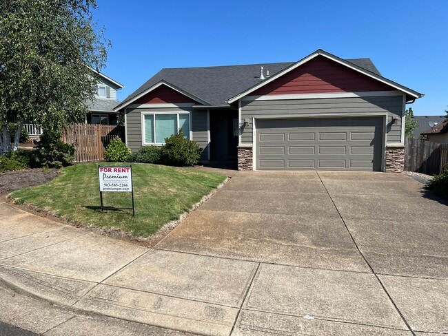 Building Photo - Well Maintained Three Bedroom Home in Sout...