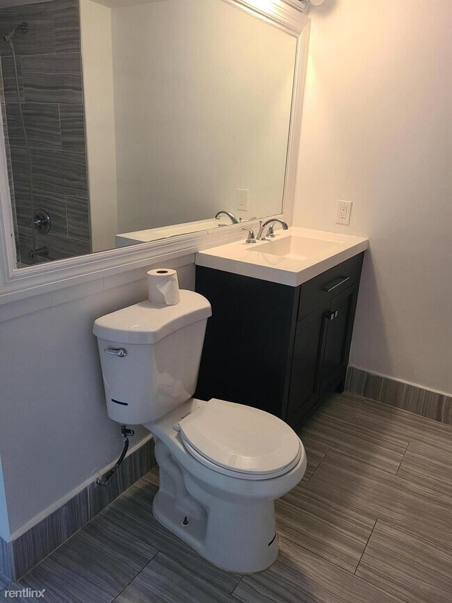 Photo - 2 br, 2 bath Condo - 9640 NW 2nd St # 5-114 Unidad 5-114