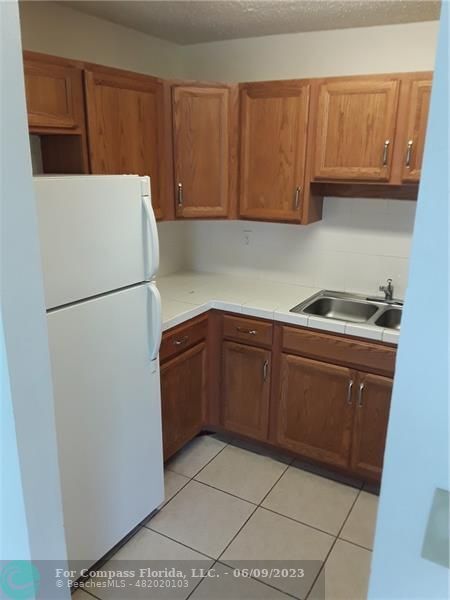 Photo - 7664 Kimberly Blvd