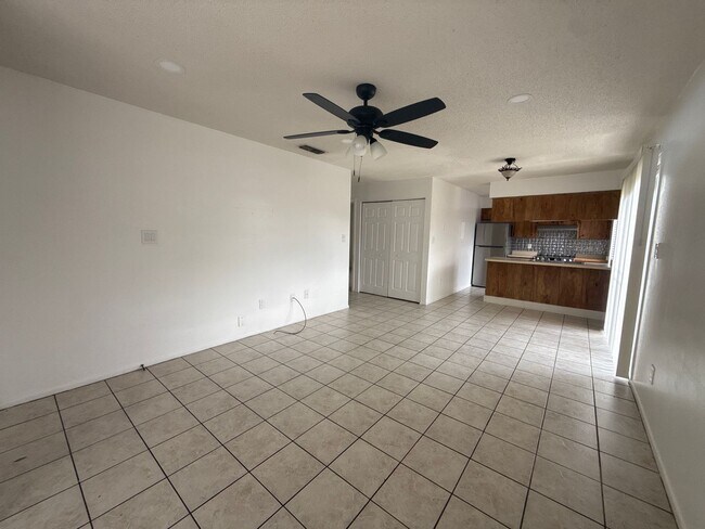 Photo - Taylor - 5320 & 5330 Unidad 5320