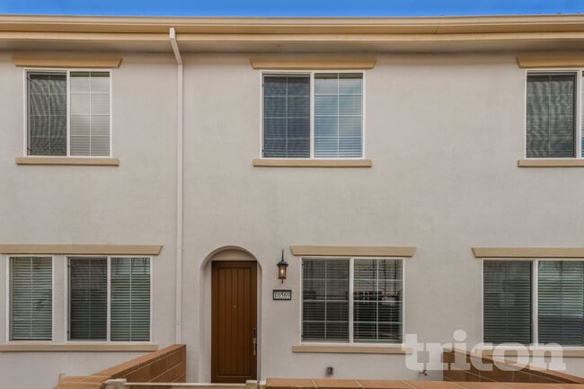 Building Photo - 10569 Vina Ct