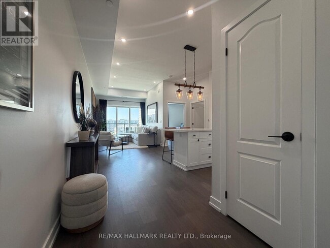 Photo - 555 William Graham Dr Unit 404