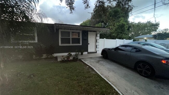 Photo - 6390 Hayes St Unit 2