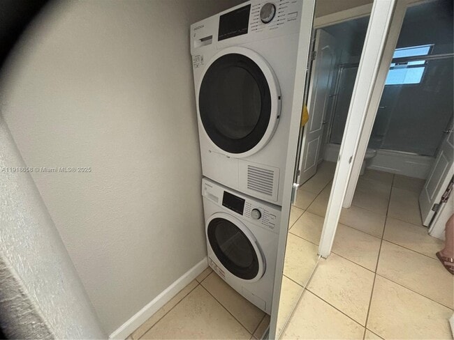 Photo - 4871 NW 9th Dr Unit 4871