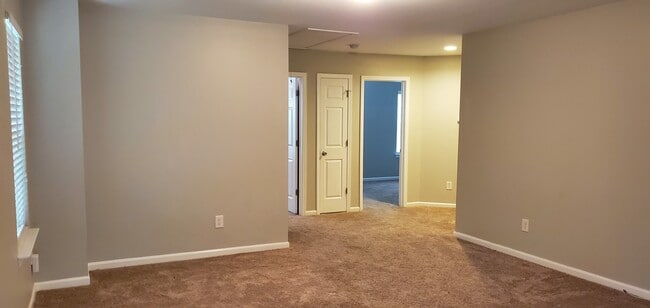 Photo - 3 Bedroom Home in North Charlotte