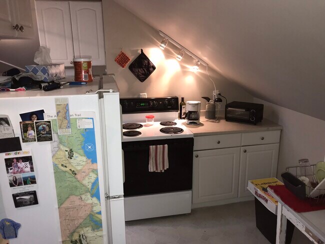 Kitchen - 24 Myrtle St Unidad c