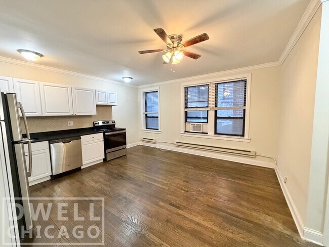 Photo - 3346 N Marshfield Ave Unidad 1