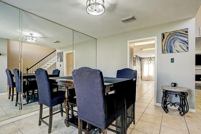 Photo - 3005 Wood Hollow Dr
