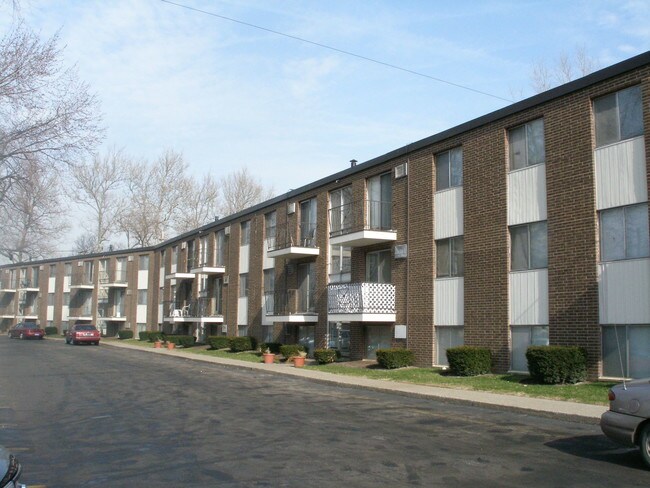 Franklin House Apartments - Franklin House Apartments