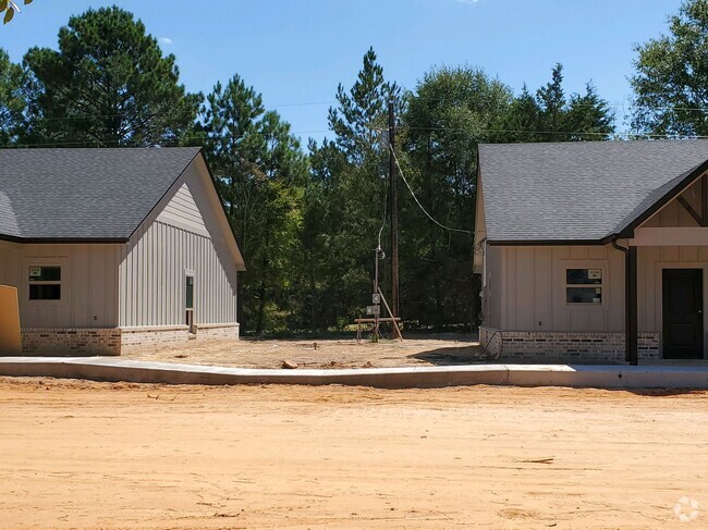 Building Photo - 4073 County Rd 152 W Rental