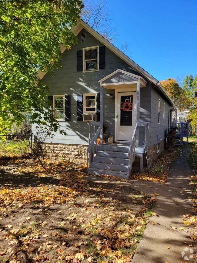 Building Photo - 2-162 Mt Vernon Ave Rental