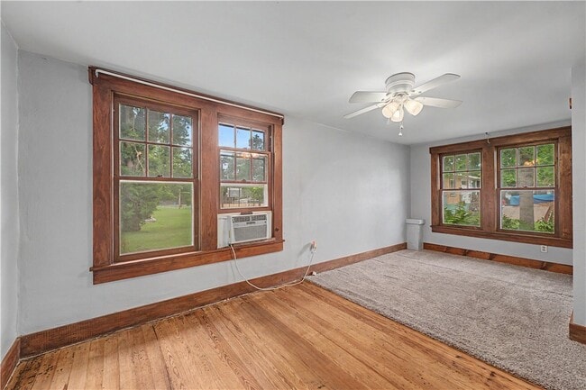 Photo - 810 N King St