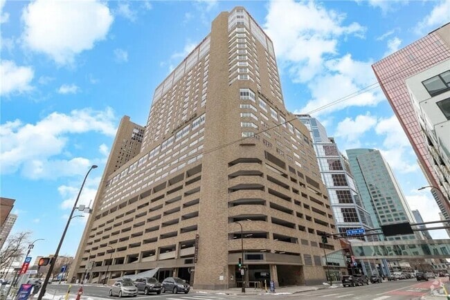 Building Photo - 433 S 7th St Unit 1620 Rental
